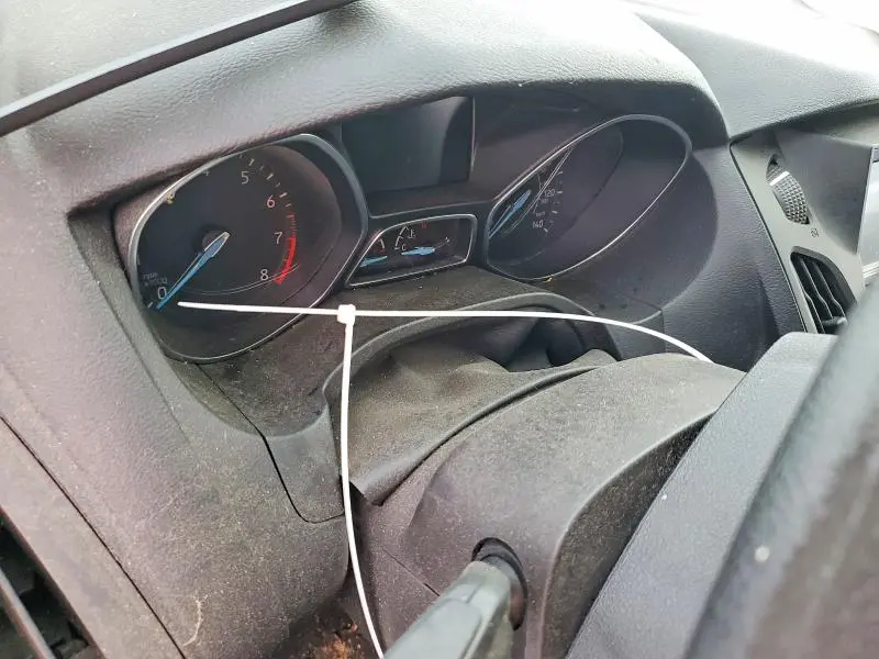 2015 FORD FOCUS SE  
