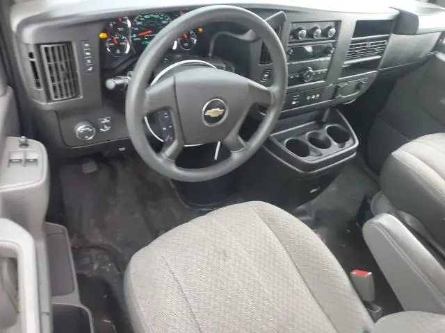 2017 CHEVROLET EXPRESS G2500 LT  