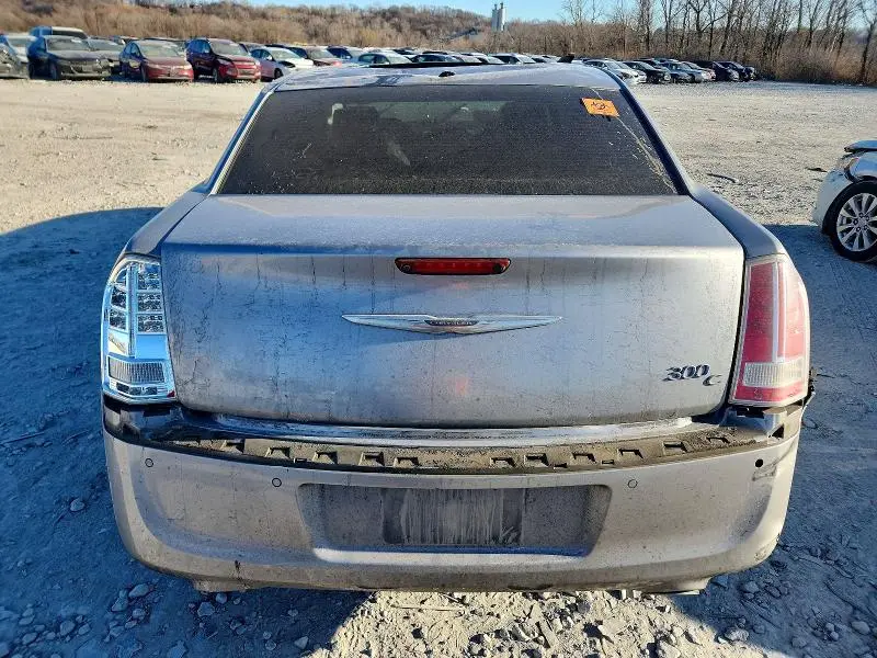 2011 CHRYSLER 300C   