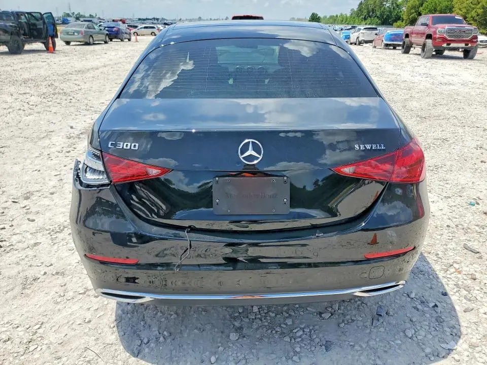 2025 MERCEDES-BENZ C 300  