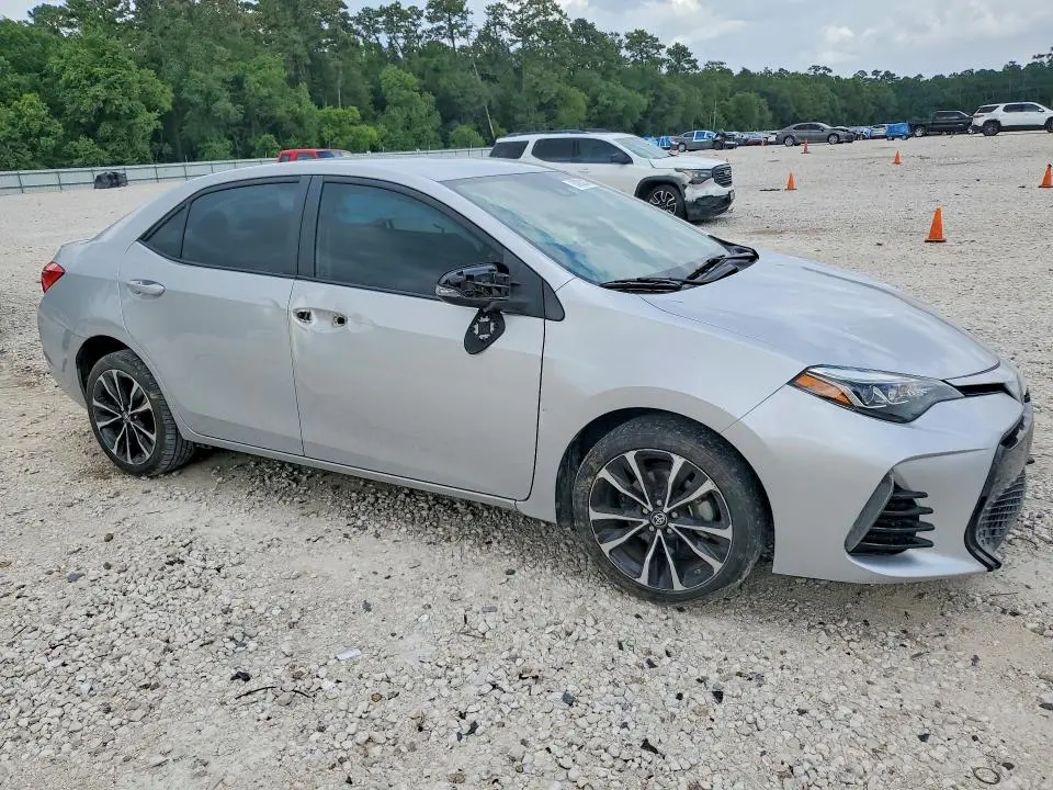 2018 TOYOTA COROLLA SE  