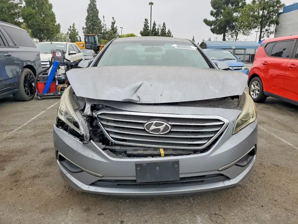 2017 HYUNDAI SONATA SE  