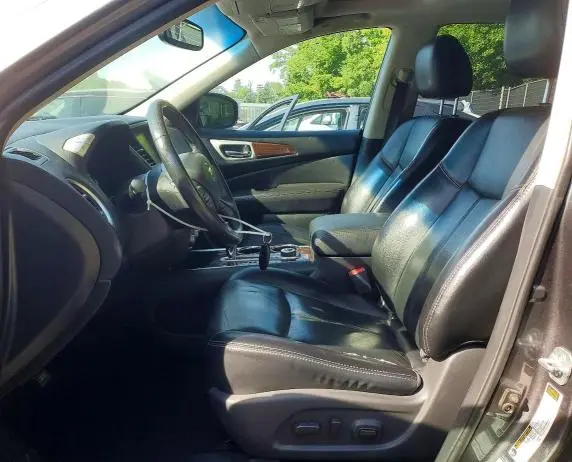 2015 NISSAN PATHFINDER SL  