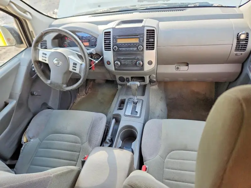 2016 NISSAN FRONTIER S  