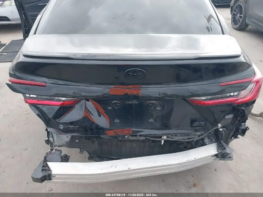 2025 TOYOTA CAMRY SE