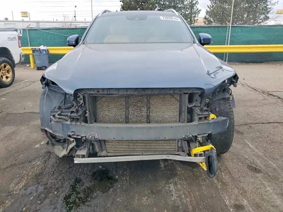 2018 VOLVO XC90 T8  