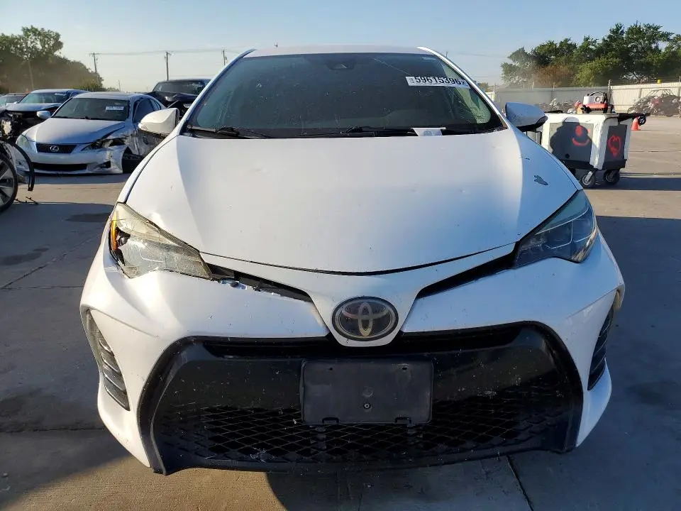2017 TOYOTA COROLLA SE  