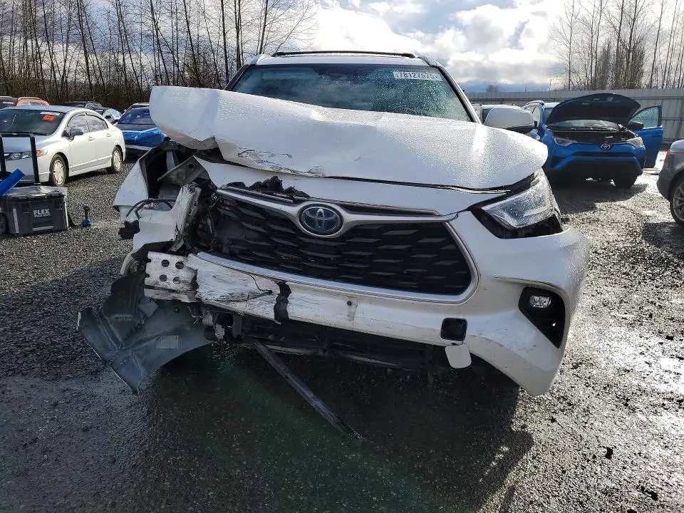 2020 TOYOTA HIGHLANDER HYBRID XLE  