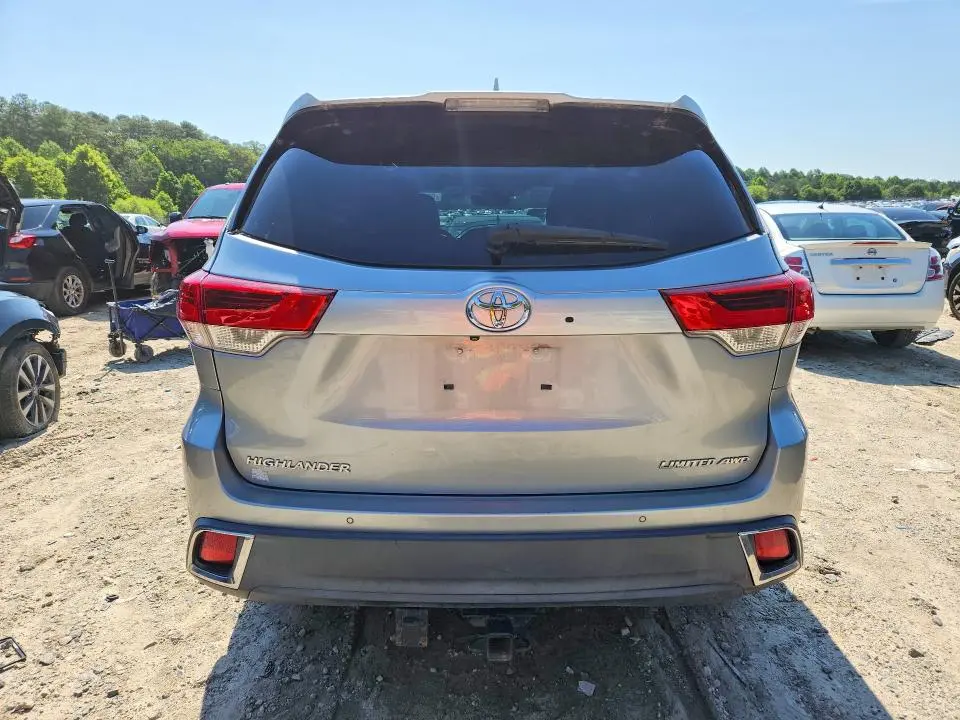 2019 TOYOTA HIGHLANDER LIMITED PLATINUM  