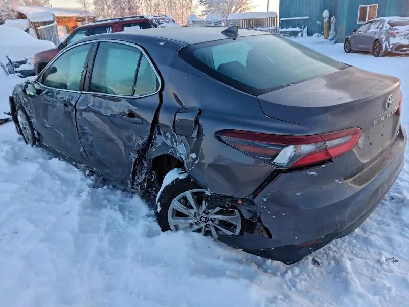 2021 TOYOTA CAMRY LE  