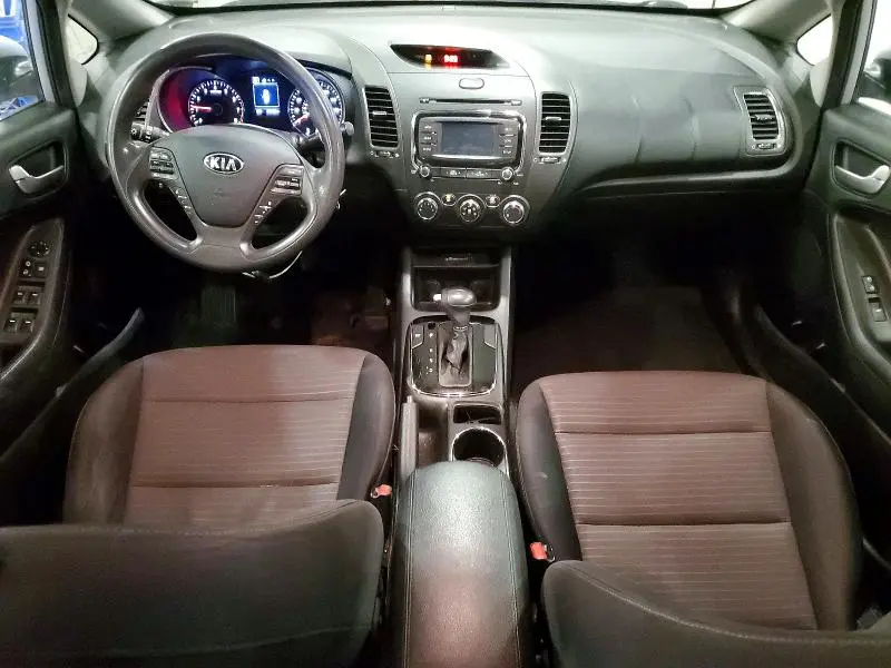 2017 KIA FORTE LX  
