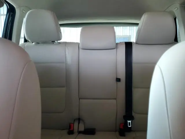 2012 VOLKSWAGEN TIGUAN S  