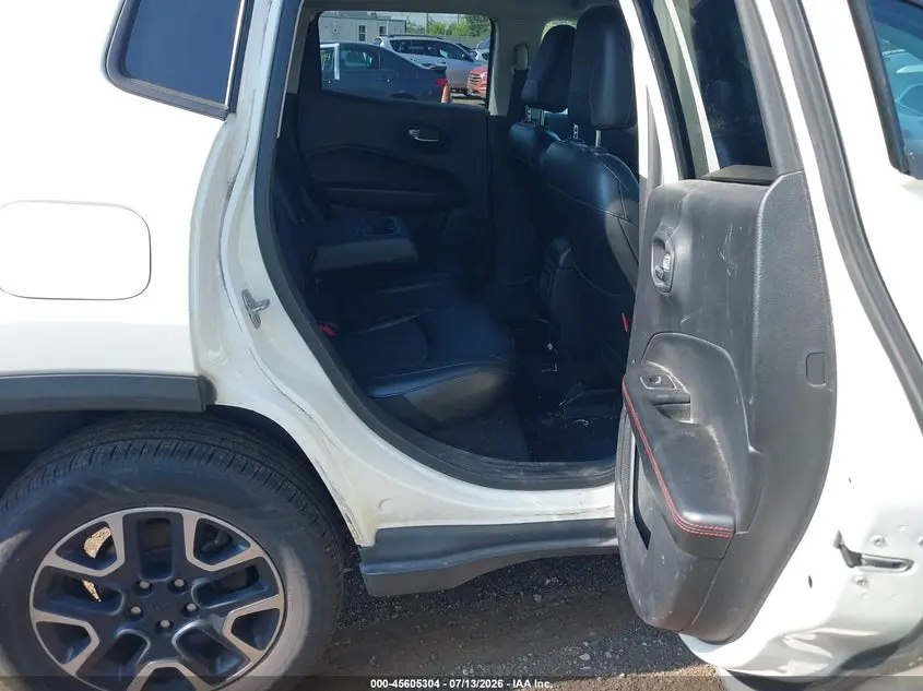2019 JEEP COMPASS TRAILHAWK 4X4
