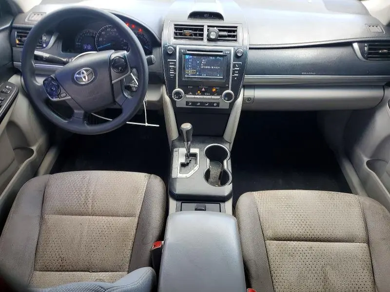 2014 TOYOTA CAMRY LE  