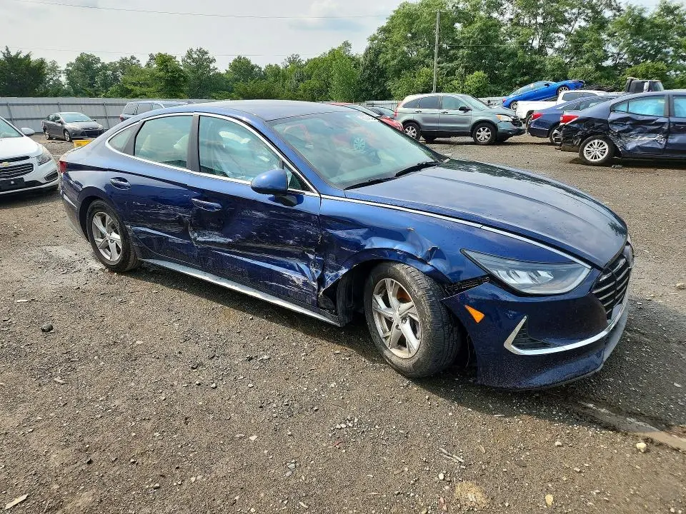 2020 HYUNDAI SONATA SE  