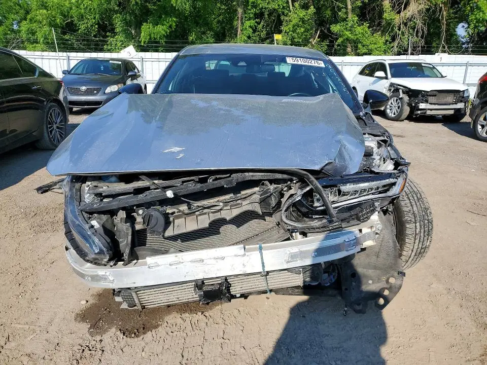 2021 HONDA ACCORD SE  