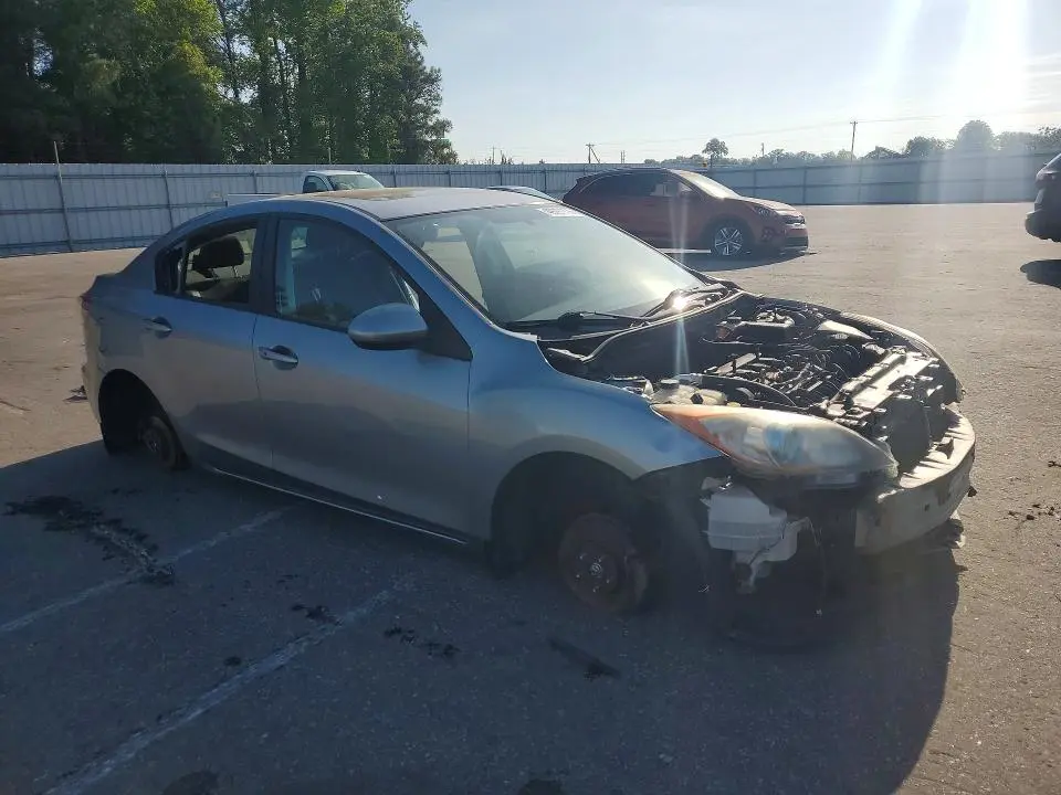 2012 MAZDA 3 S  