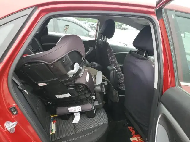 2017 HYUNDAI ELANTRA GT   