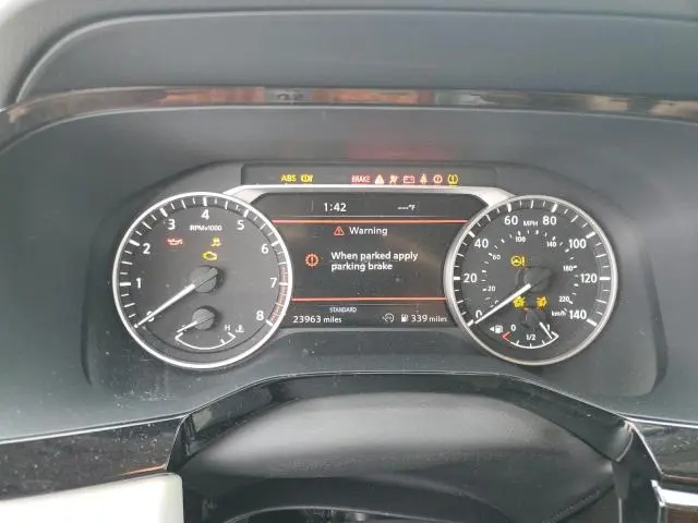 2022 NISSAN PATHFINDER SL  