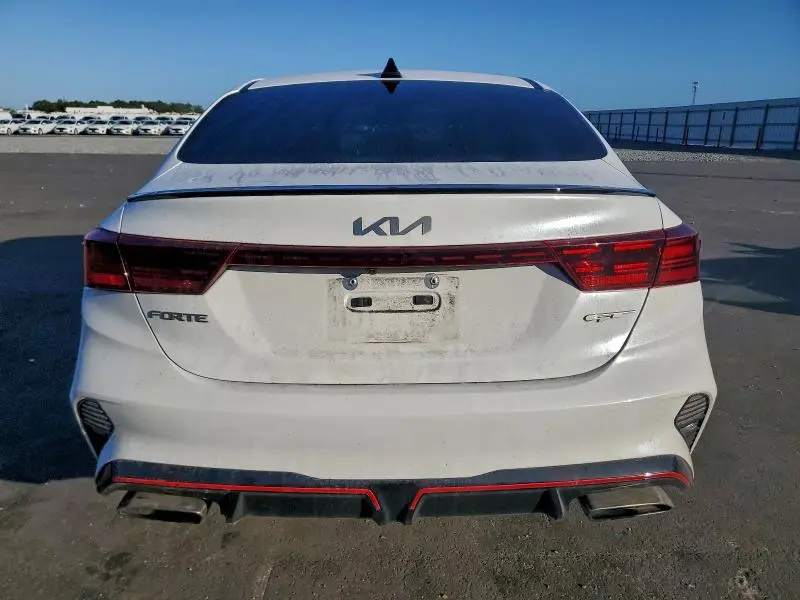2024 KIA FORTE GT  