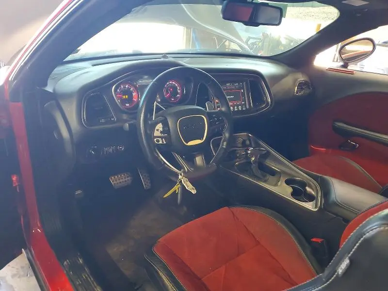 2016 DODGE CHALLENGER SRT HELLCAT  