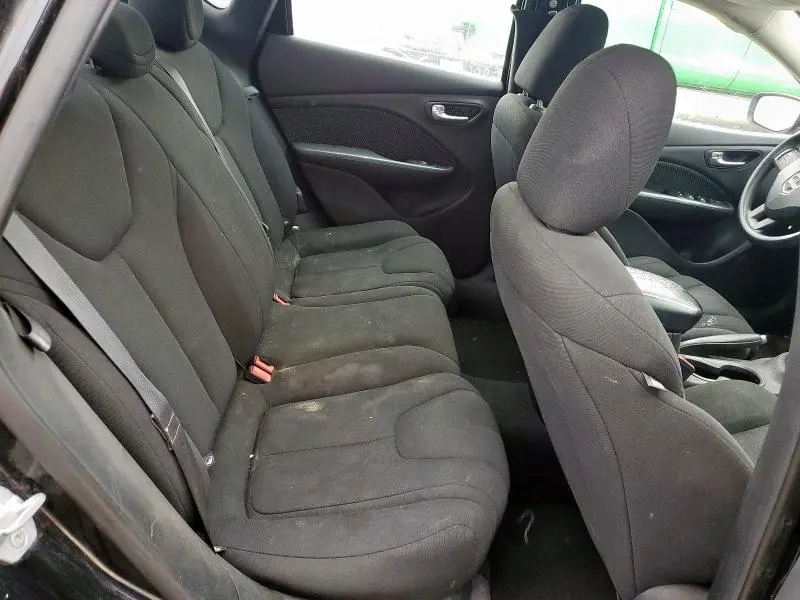 2013 DODGE DART SE