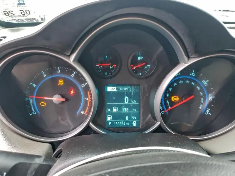 2014 CHEVROLET CRUZE LS  