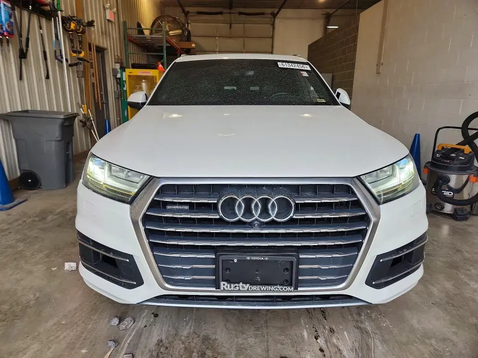 2017 AUDI Q7 PRESTIGE  
