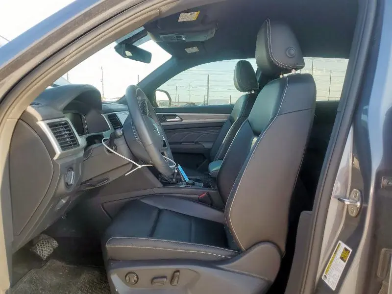 2022 VOLKSWAGEN ATLAS CROSS SPORT SE  