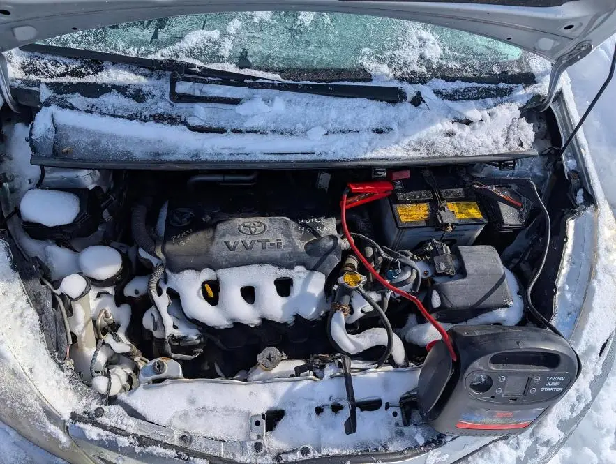 2013 TOYOTA YARIS 5-DOOR L  