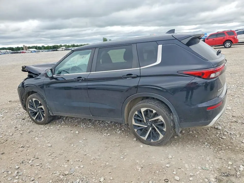 2022 MITSUBISHI OUTLANDER SE  