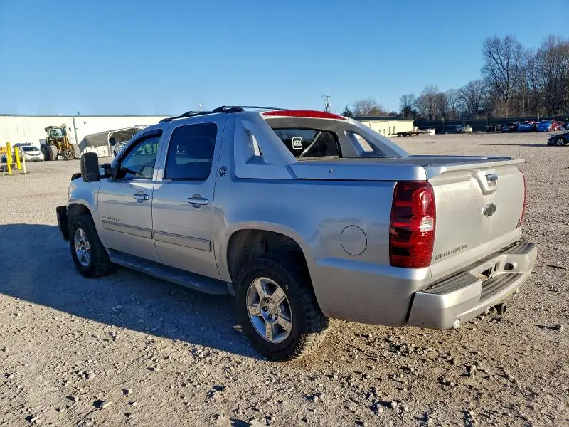 2013 CHEVROLET AVALANCHE LS  