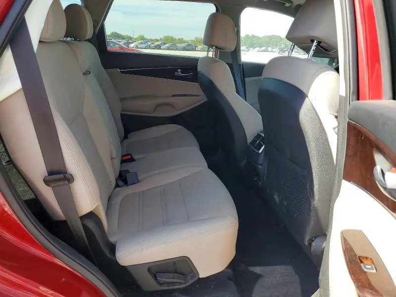 2017 KIA SORENTO LX  