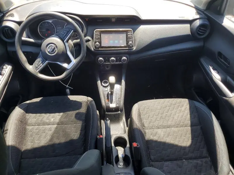 2021 NISSAN KICKS S  