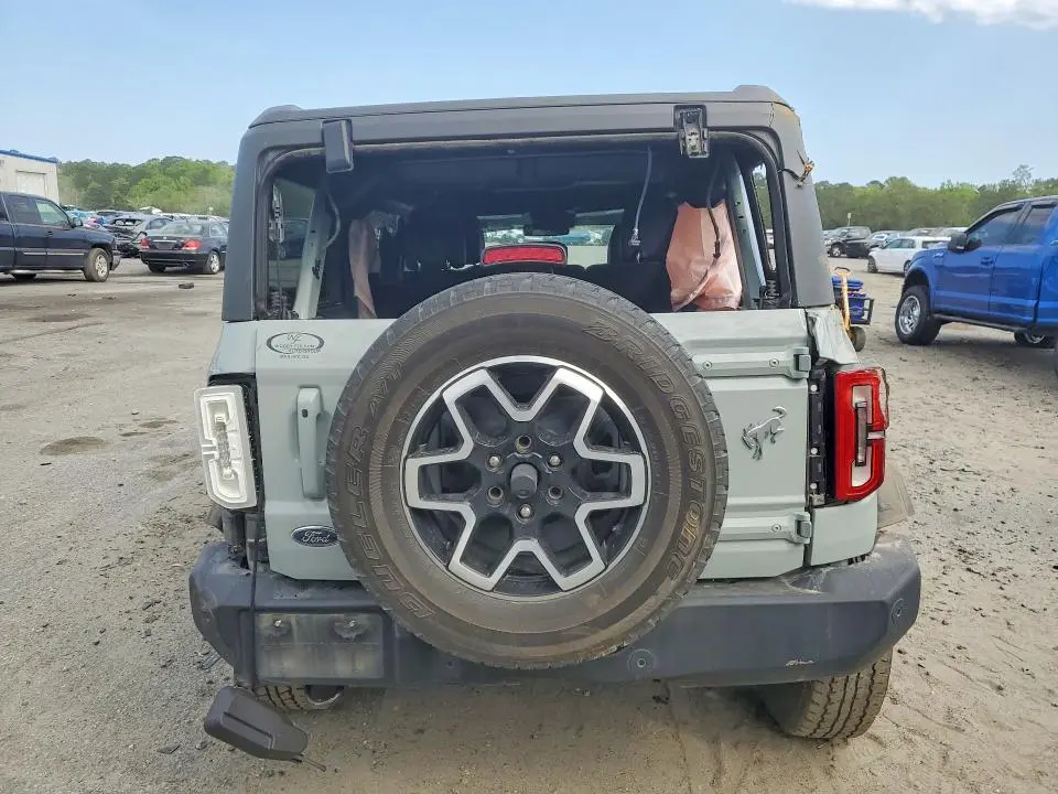 2024 FORD BRONCO OUTER BANKS  