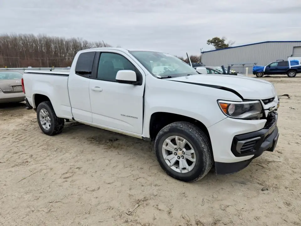 2022 CHEVROLET COLORADO LT  