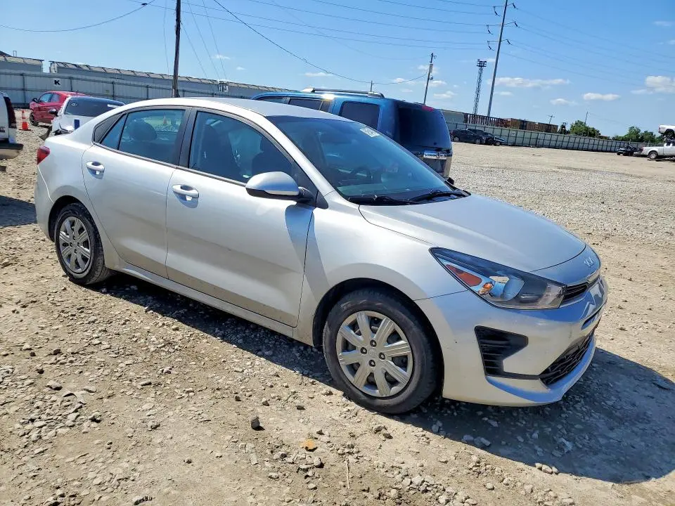 2022 KIA RIO S  