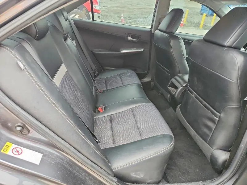 2012 TOYOTA CAMRY SE  