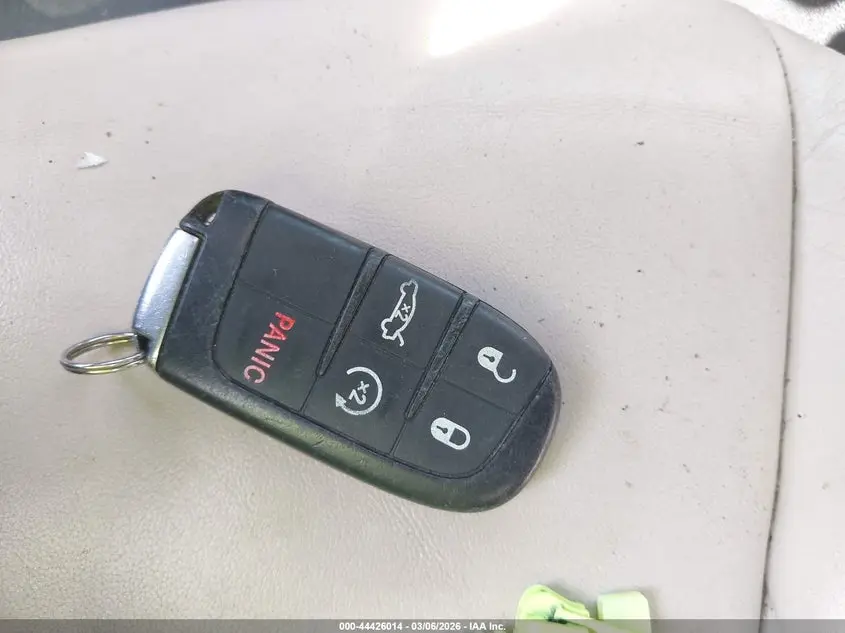 2015 CHRYSLER 300 LIMITED