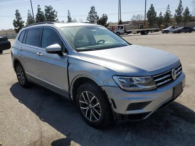 2020 VOLKSWAGEN TIGUAN SE  