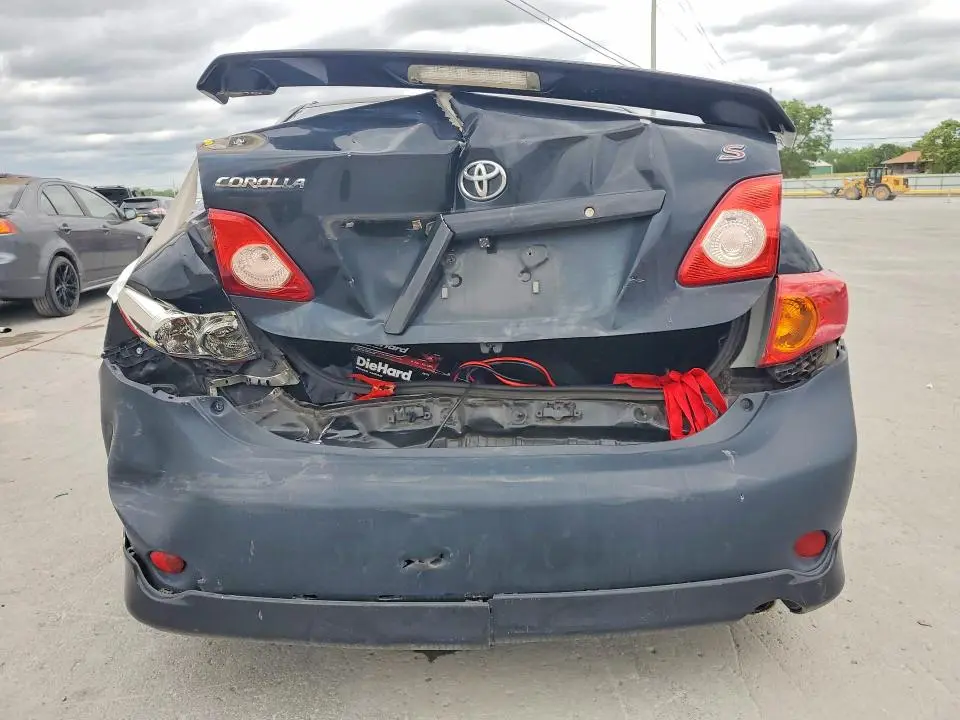 2010 TOYOTA COROLLA   