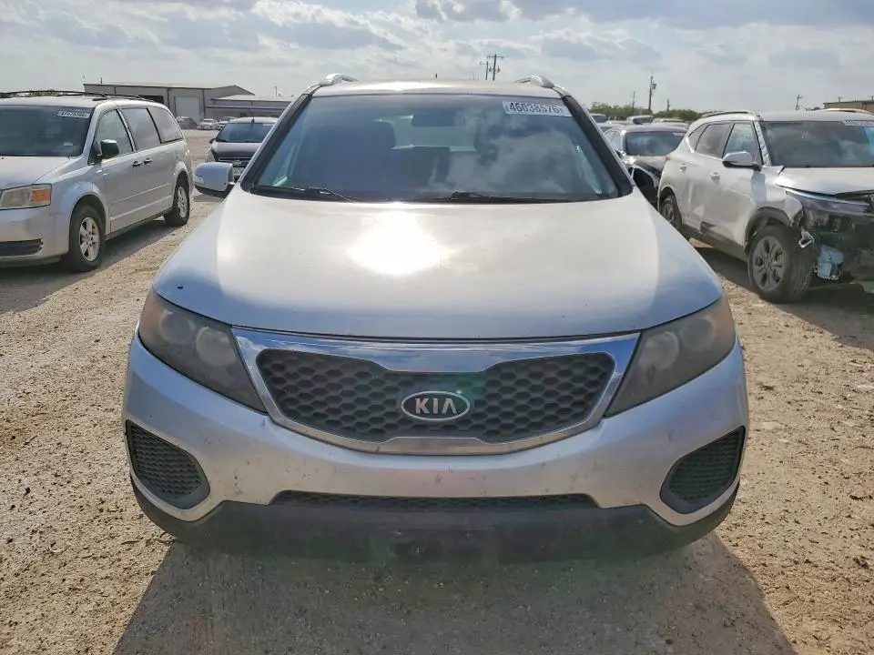 2013 KIA SORENTO LX  
