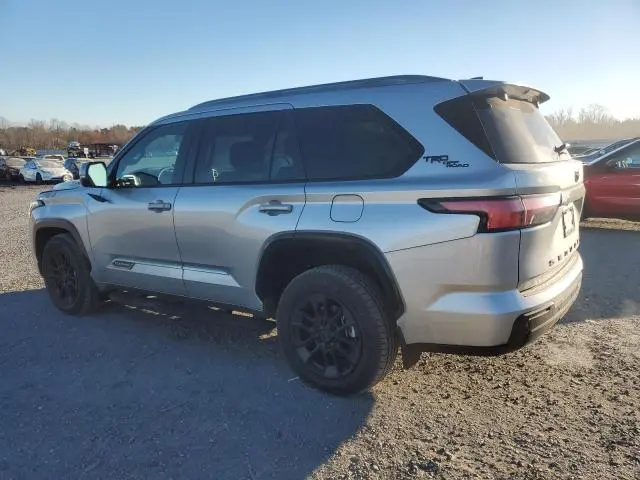 2025 TOYOTA SEQUOIA SR5  