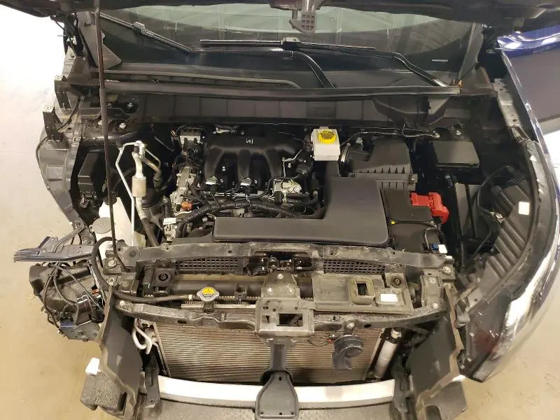 2024 NISSAN PATHFINDER SV  