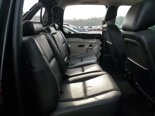 2013 CHEVROLET AVALANCHE LTZ  