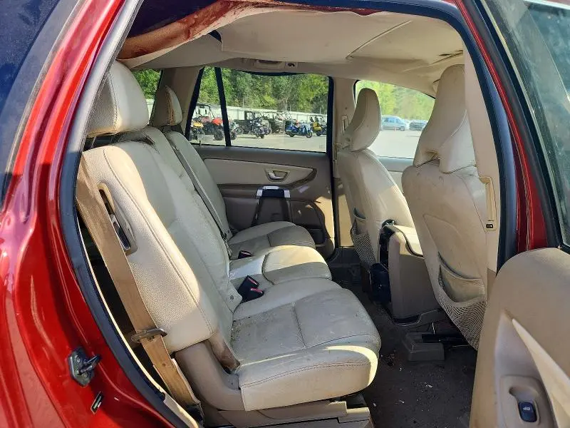2011 VOLVO XC90 3.2  