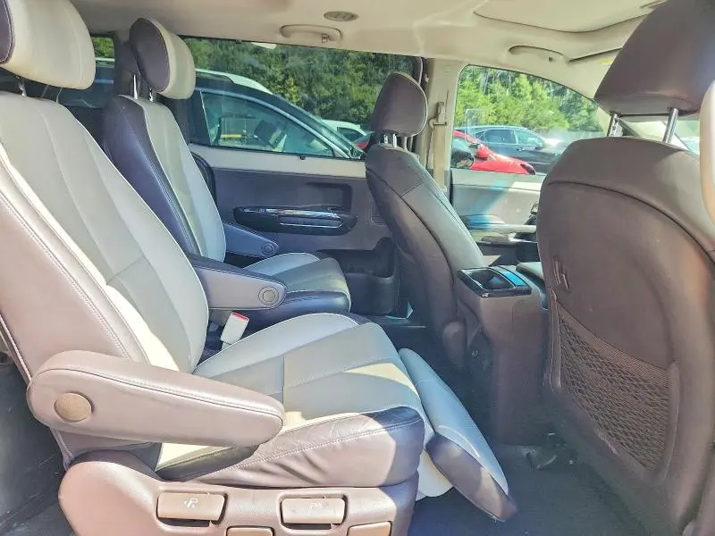 2015 KIA SEDONA SXL  