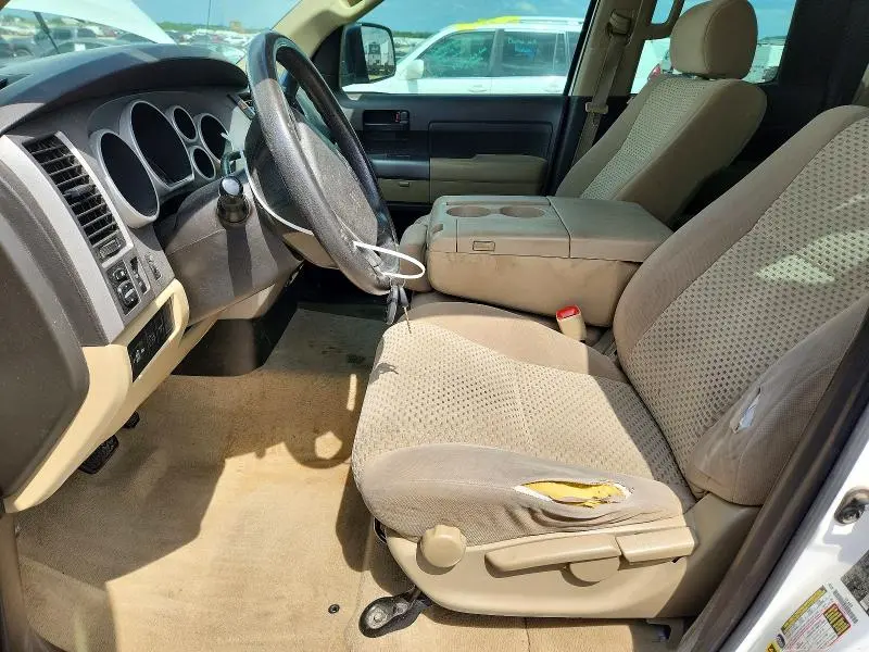 2011 TOYOTA TUNDRA DOUBLE CAB SR5  