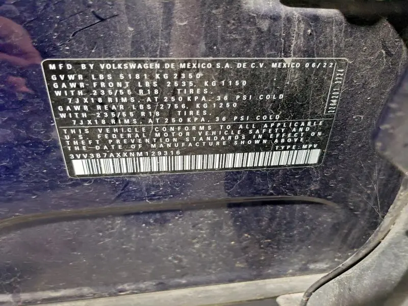 2022 VOLKSWAGEN TIGUAN SE  