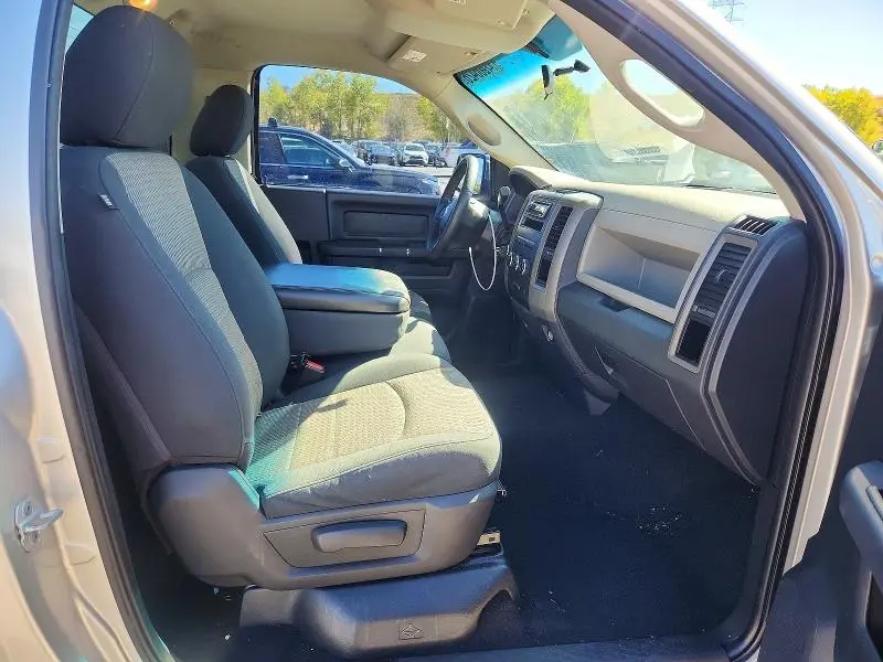 2012 DODGE RAM 1500 ST  